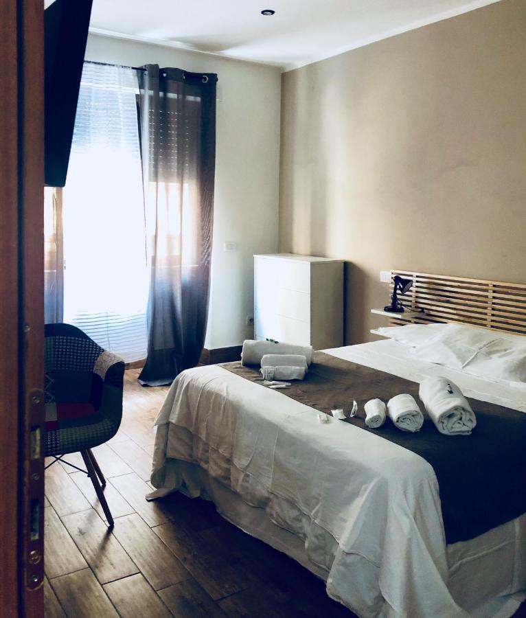 Napoli Central Station Deluxe Bed & Breakfast エクステリア 写真