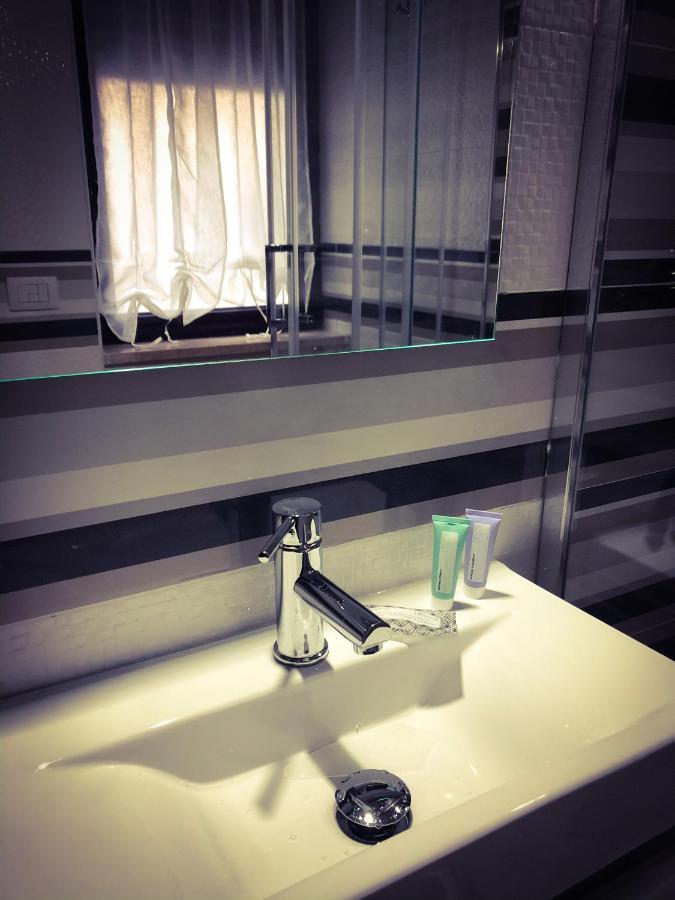 Napoli Central Station Deluxe Bed & Breakfast エクステリア 写真